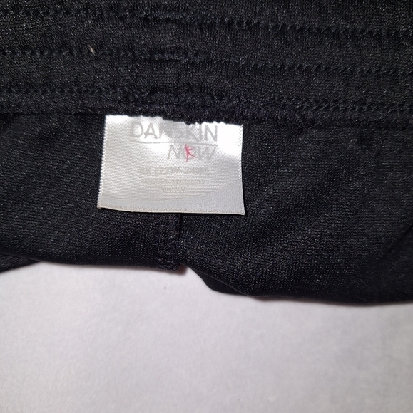 Danskin Now black pull on shorts size 3X - Picture 3 of 3